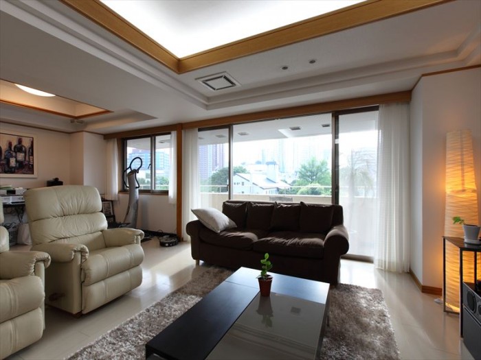 LDKを広げてゆとりと豊かな眺望を確保 LDKを広げてゆとりと豊かな眺望を確保